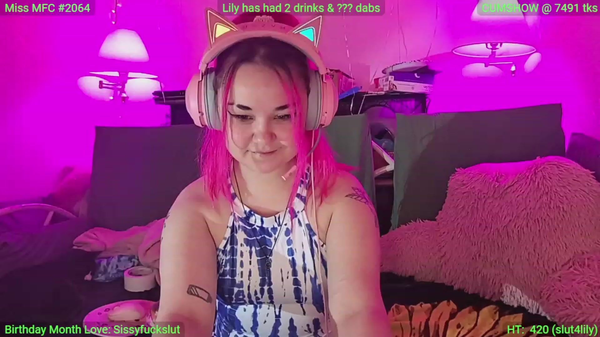 Gallery image thumbnail from LilyWhite42O's myfreecams stream on, 03/20/2023, 02:12 image 11 of 20