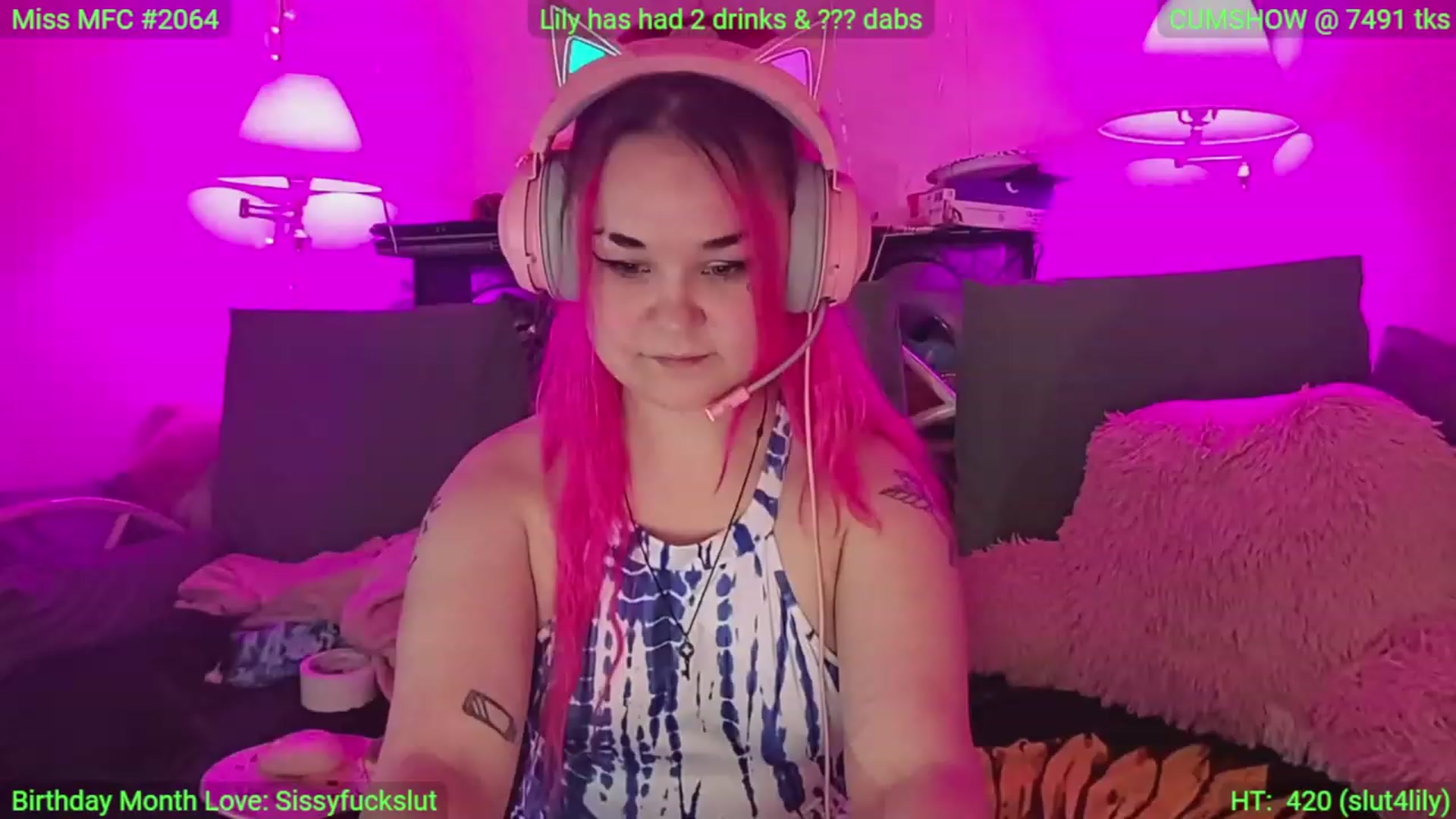 Gallery image thumbnail from LilyWhite42O's myfreecams stream on, 03/20/2023, 02:12 image 13 of 20