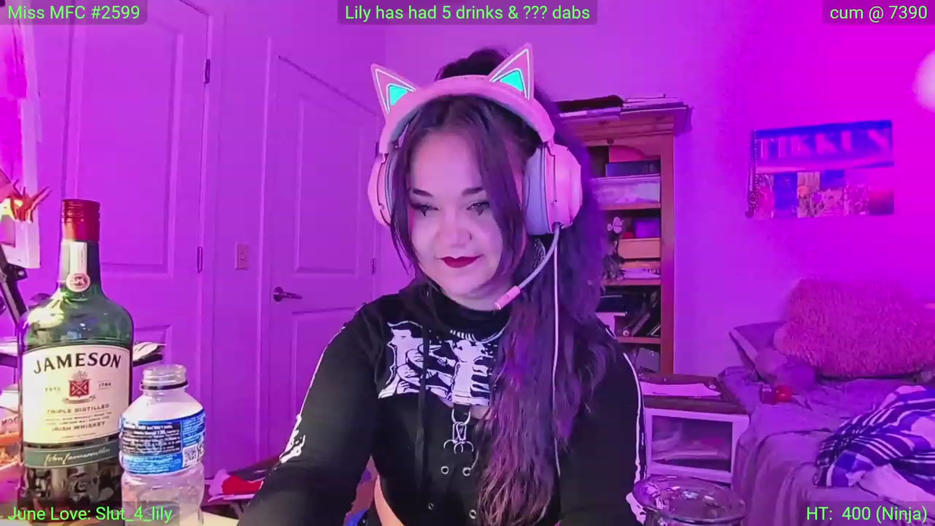 Gallery image thumbnail from LilyWhite42O's myfreecams stream on, 06/12/2023, 04:07 image 17 of 20