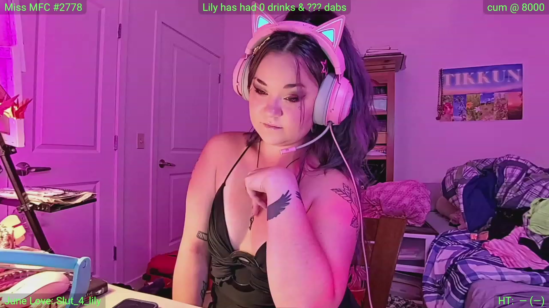 Gallery image thumbnail from LilyWhite42O's myfreecams stream on, 06/19/2023, 02:40 image 5 of 20