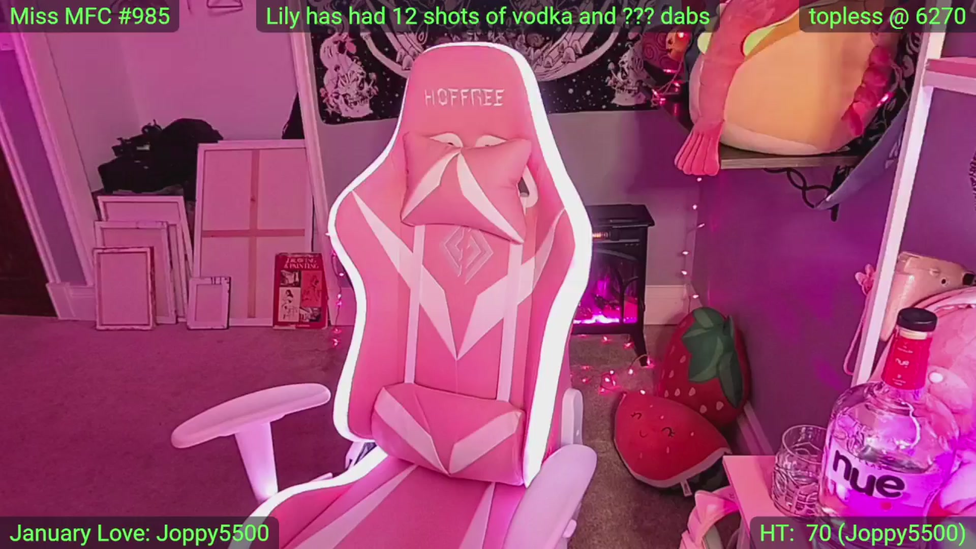 Gallery image thumbnail from LilyWhite42O's myfreecams stream on, 01/02/2025, 23:33 image 16 of 20