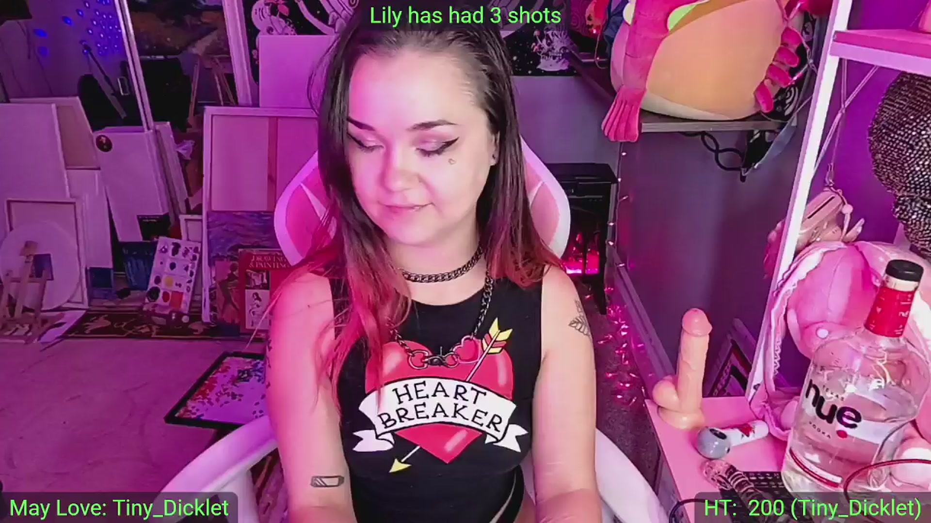 Gallery image thumbnail from LilyWhite42O's myfreecams stream on, 05/03/2025, 19:58 image 9 of 20