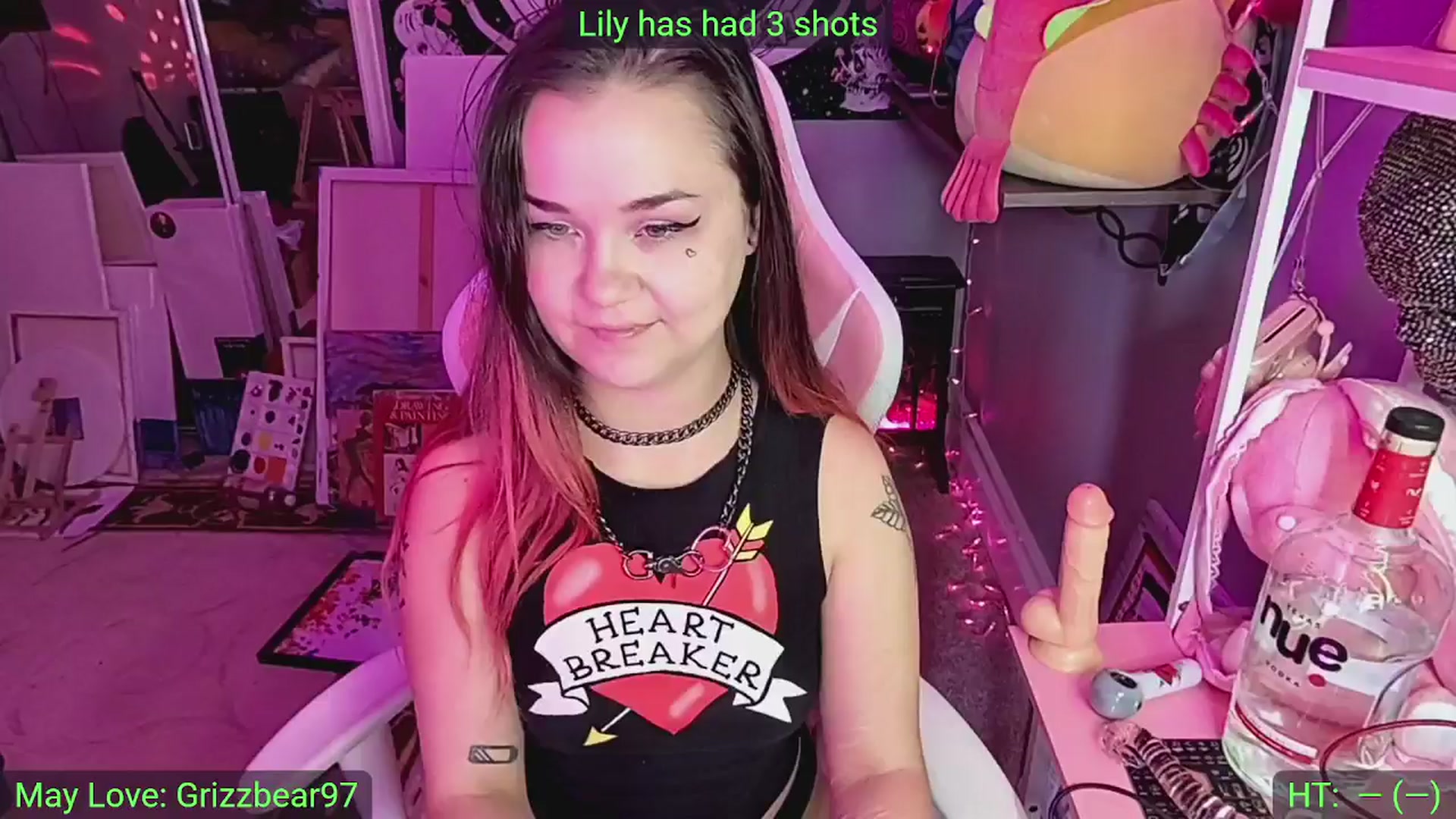 Gallery image thumbnail from LilyWhite42O's myfreecams stream on, 05/03/2025, 19:58 image 2 of 20