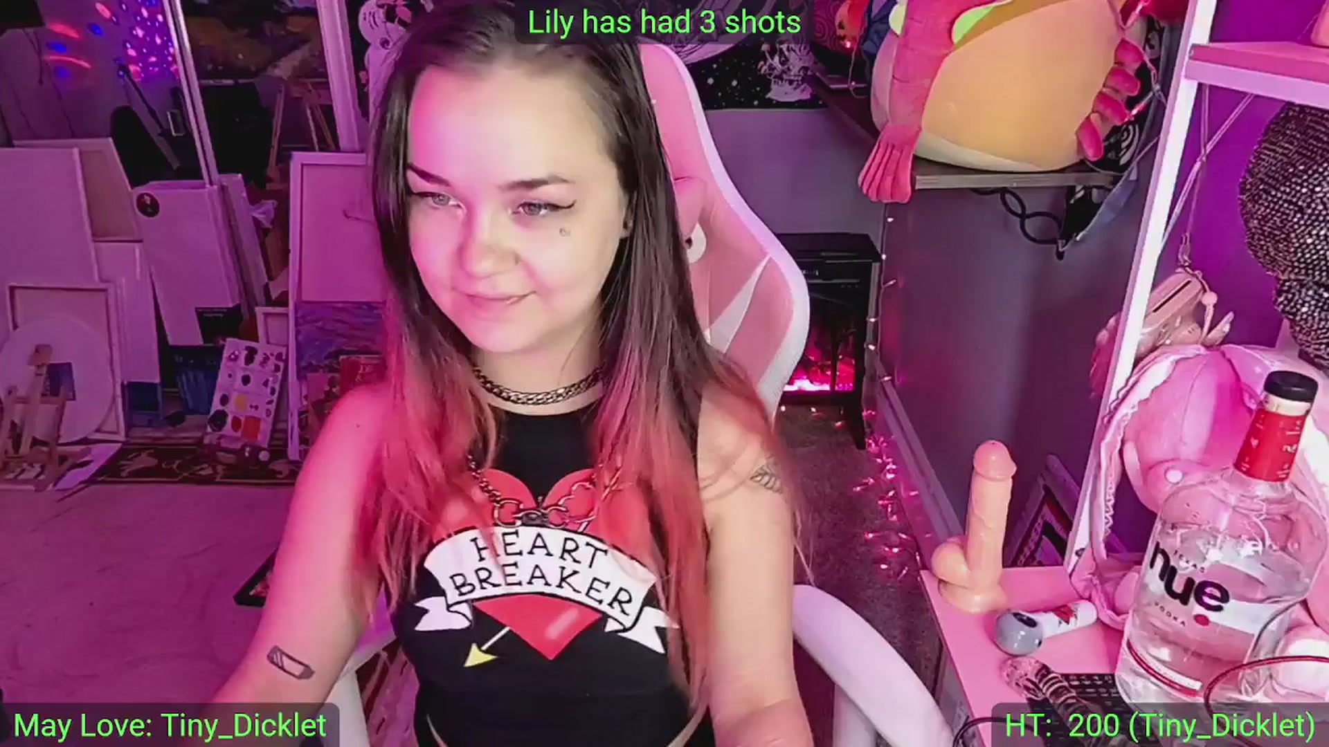 Gallery image thumbnail from LilyWhite42O's myfreecams stream on, 05/03/2025, 19:58 image 8 of 20