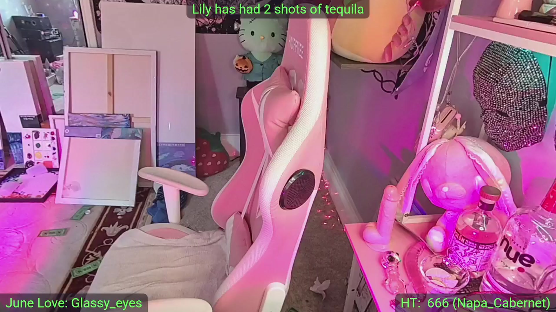 Gallery image thumbnail from LilyWhite42O's myfreecams stream on, 06/29/2025, 17:38 image 15 of 20