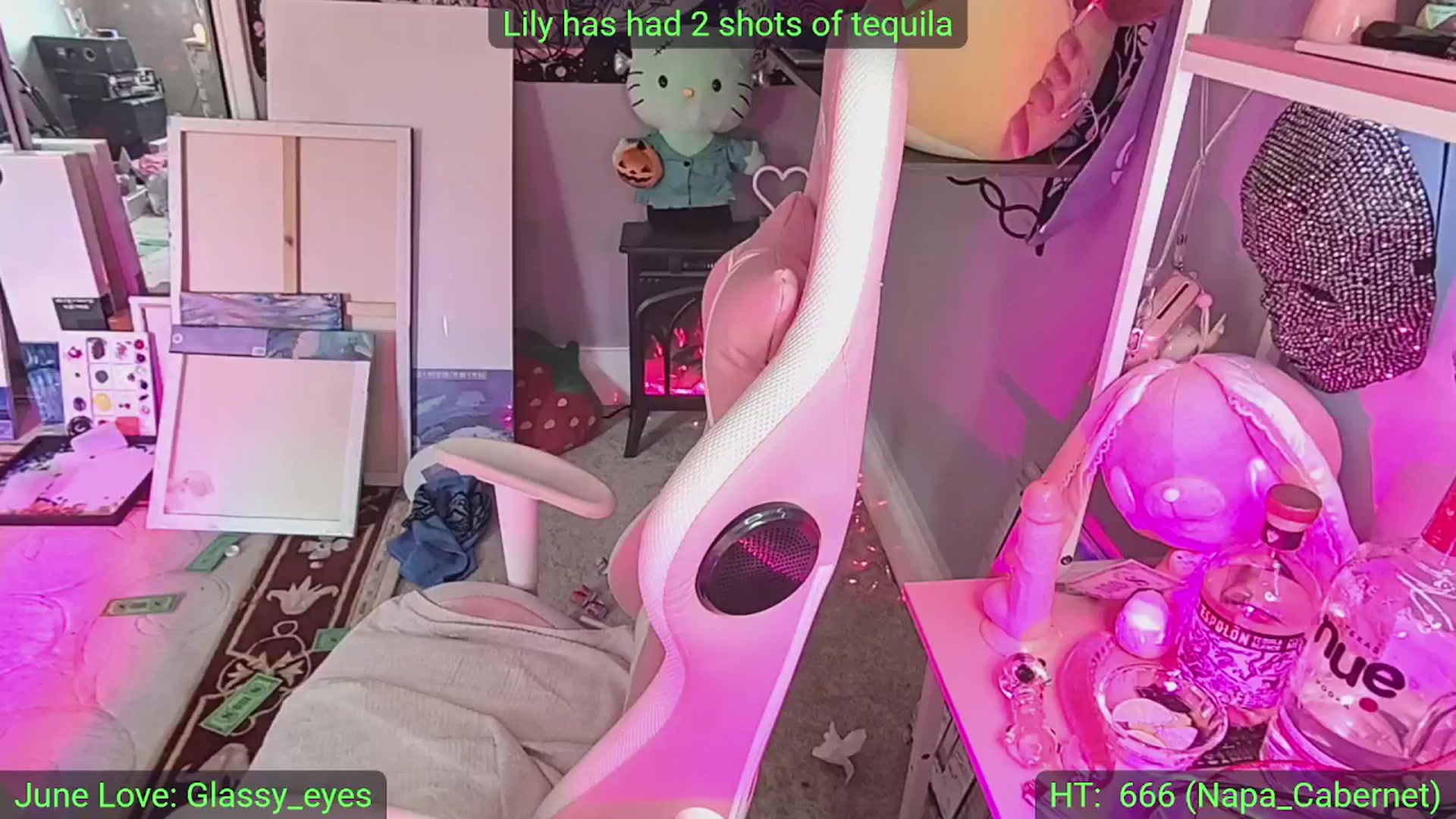 Gallery image thumbnail from LilyWhite42O's myfreecams stream on, 06/29/2025, 20:02 image 7 of 20