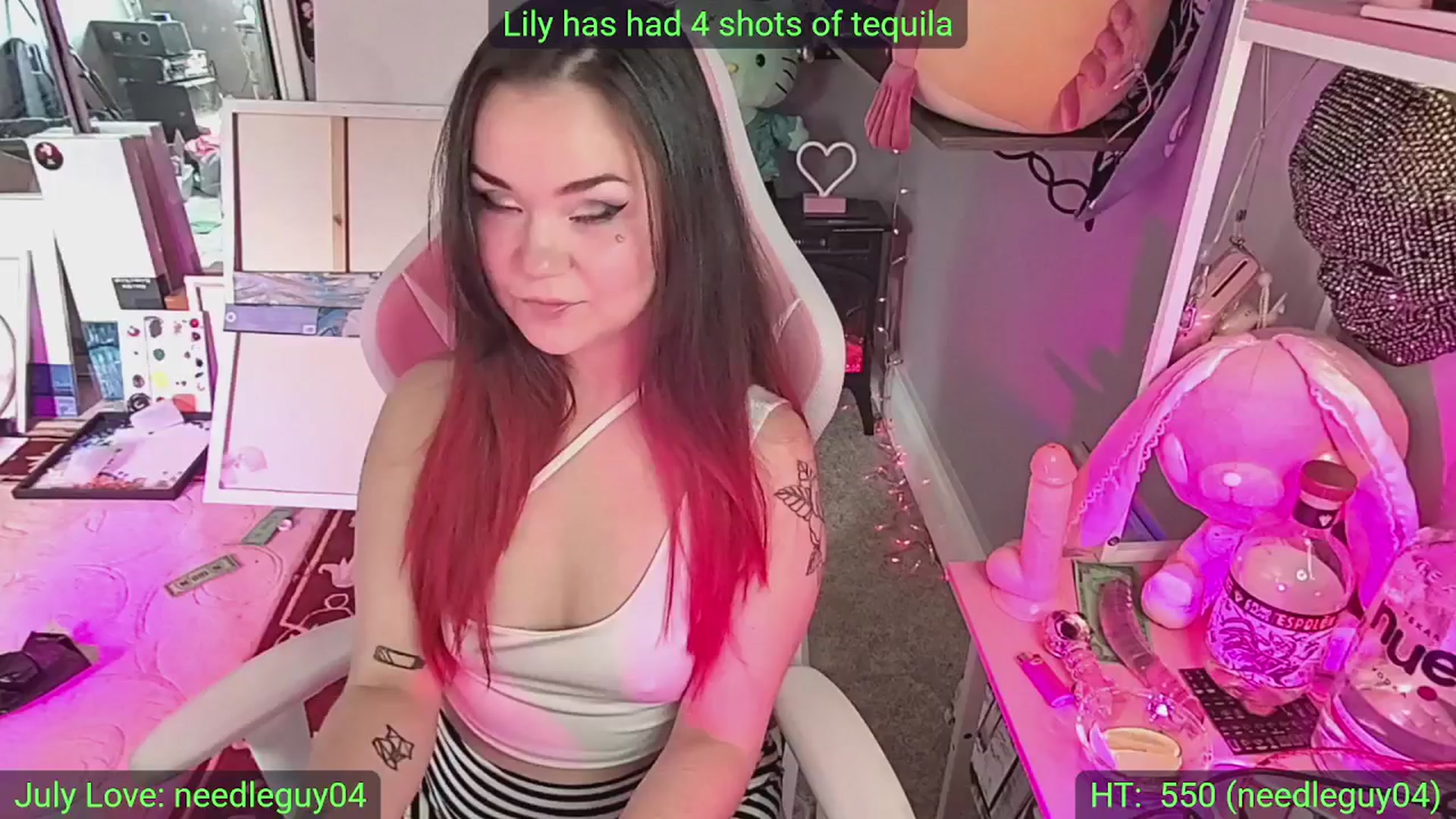 Gallery image thumbnail from LilyWhite42O's myfreecams stream on, 07/01/2025, 20:59 image 14 of 20
