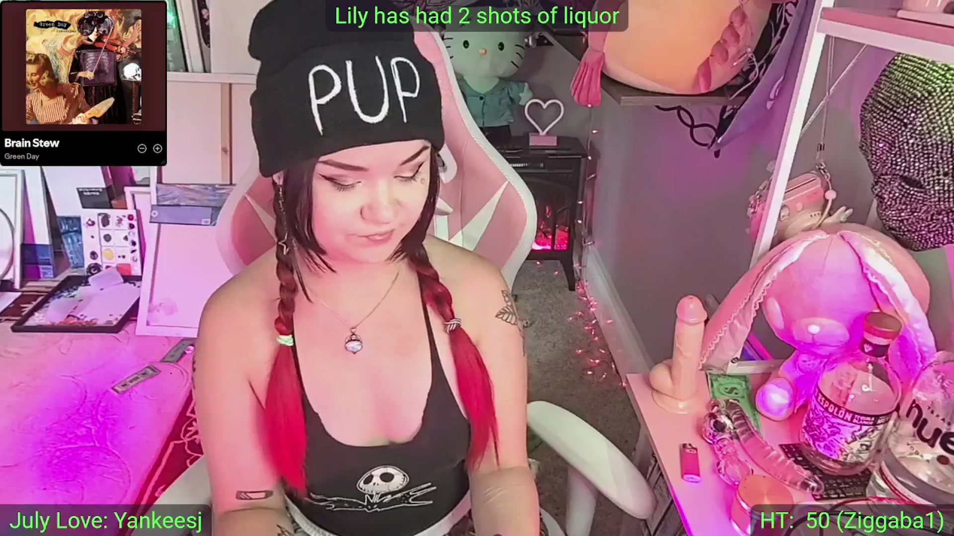 Gallery image thumbnail from LilyWhite42O's myfreecams stream on, 07/06/2025, 18:12 image 9 of 20