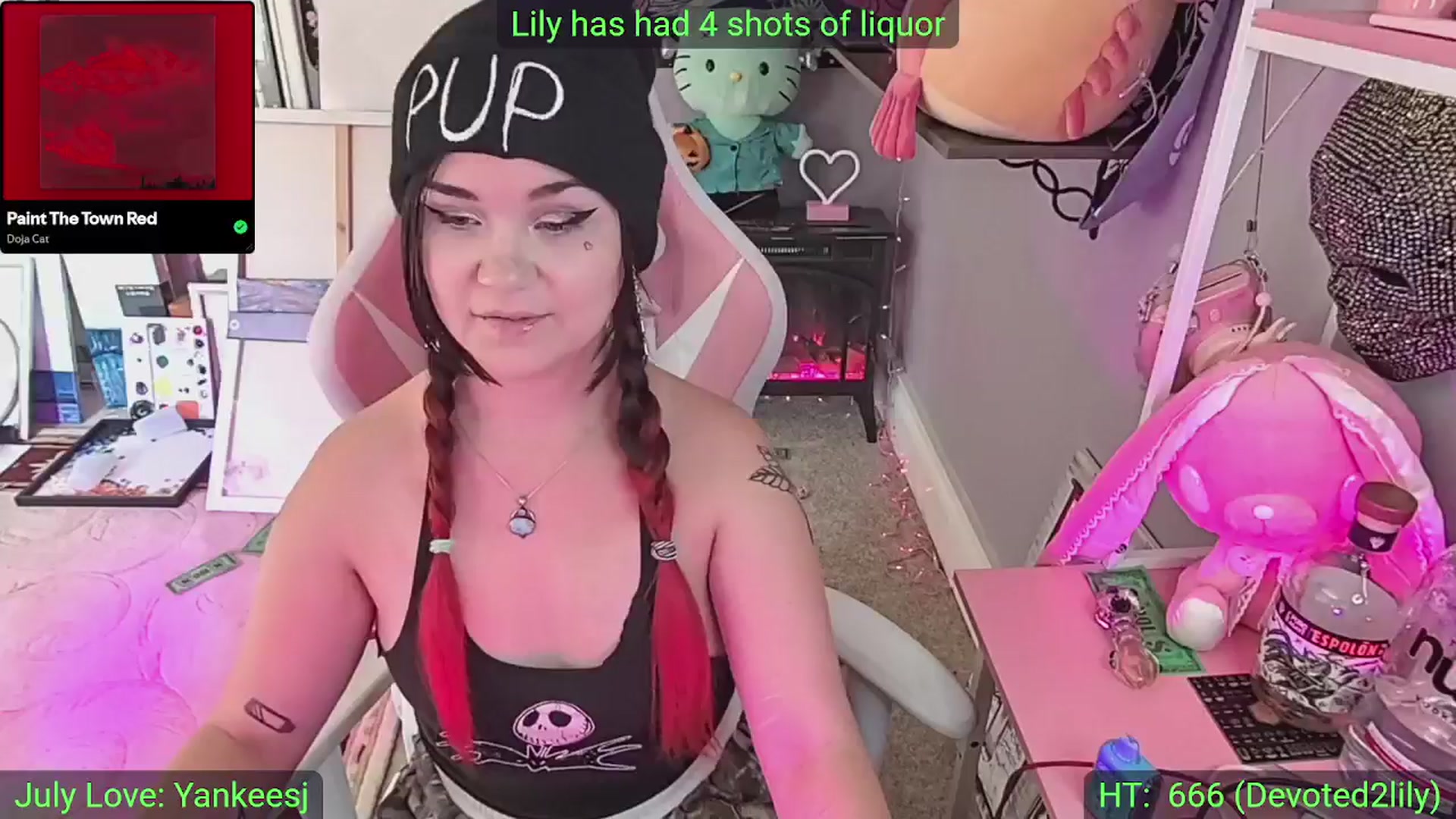 Gallery image thumbnail from LilyWhite42O's myfreecams stream on, 07/06/2025, 21:59 image 18 of 20