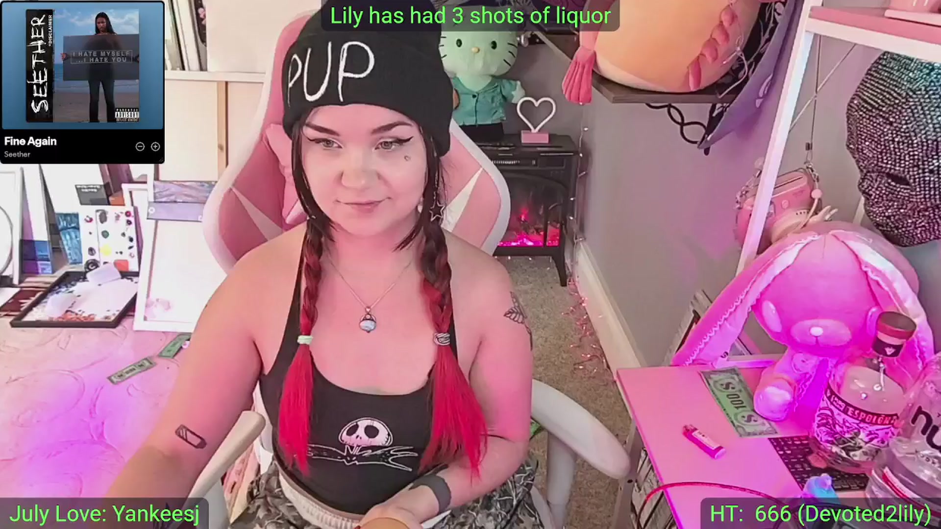 Gallery image thumbnail from LilyWhite42O's myfreecams stream on, 07/06/2025, 21:59 image 7 of 20