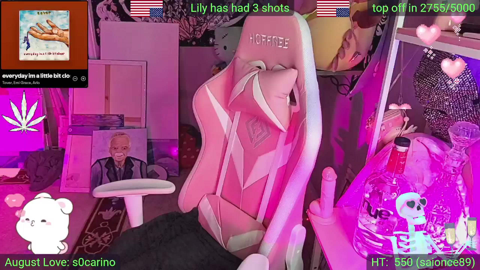 Gallery image thumbnail from LilyWhite42O's myfreecams stream on, 08/14/2025, 02:23 image 15 of 20