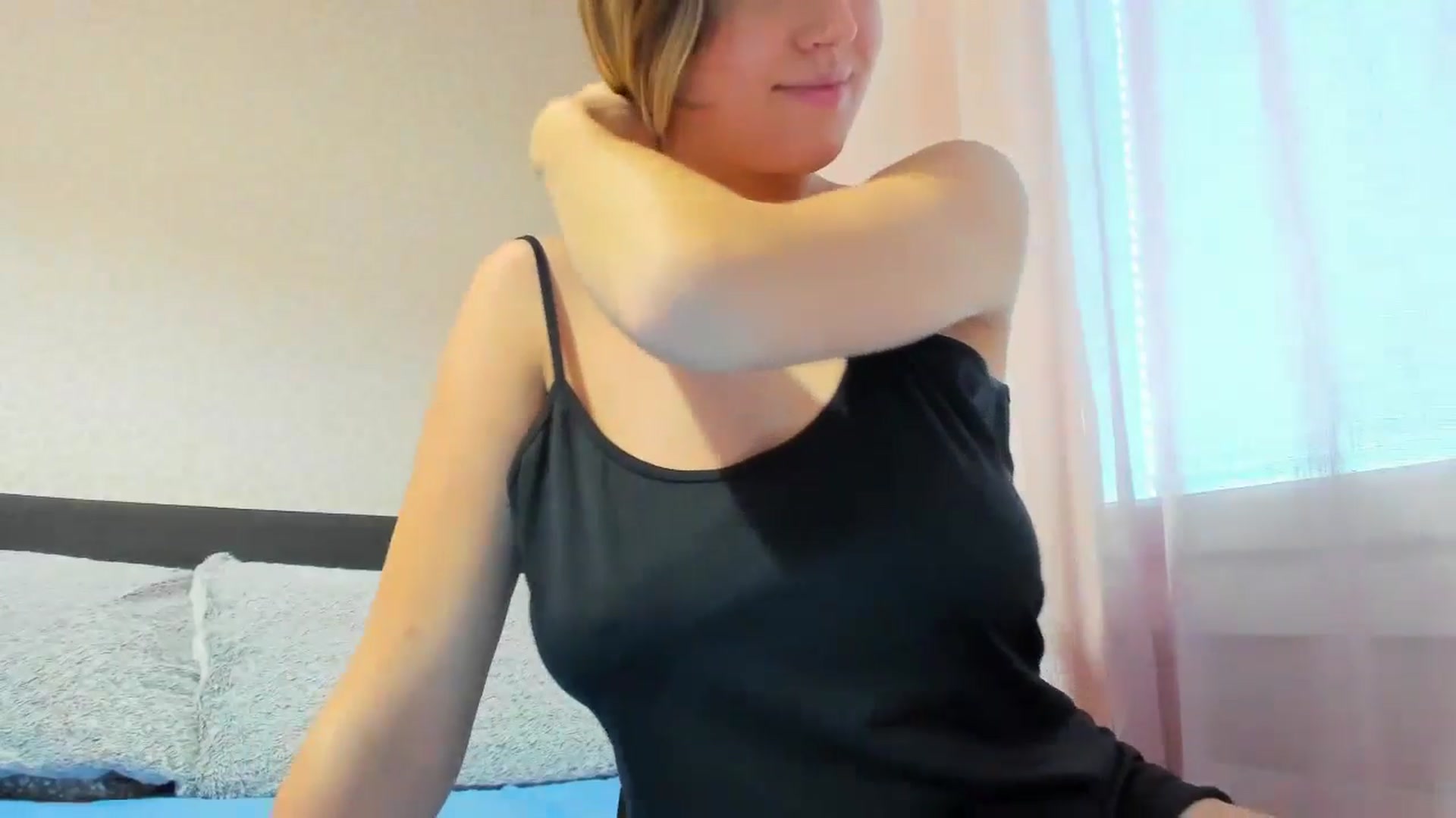 Gallery image thumbnail from Lily_8's myfreecams stream on, 09/12/2025, 15:55 image 14 of 20