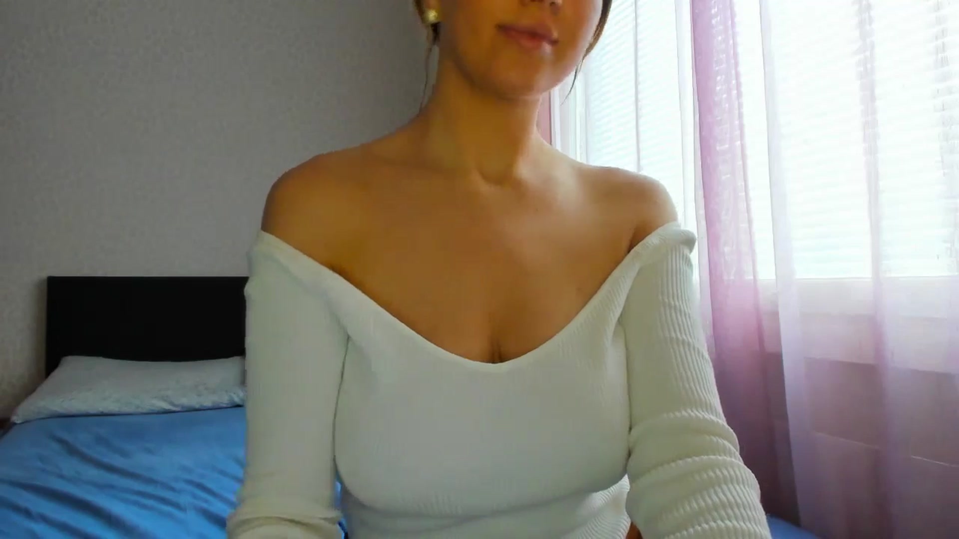 Gallery image thumbnail from Lily_8's myfreecams stream on, 09/15/2025, 13:26 image 8 of 20