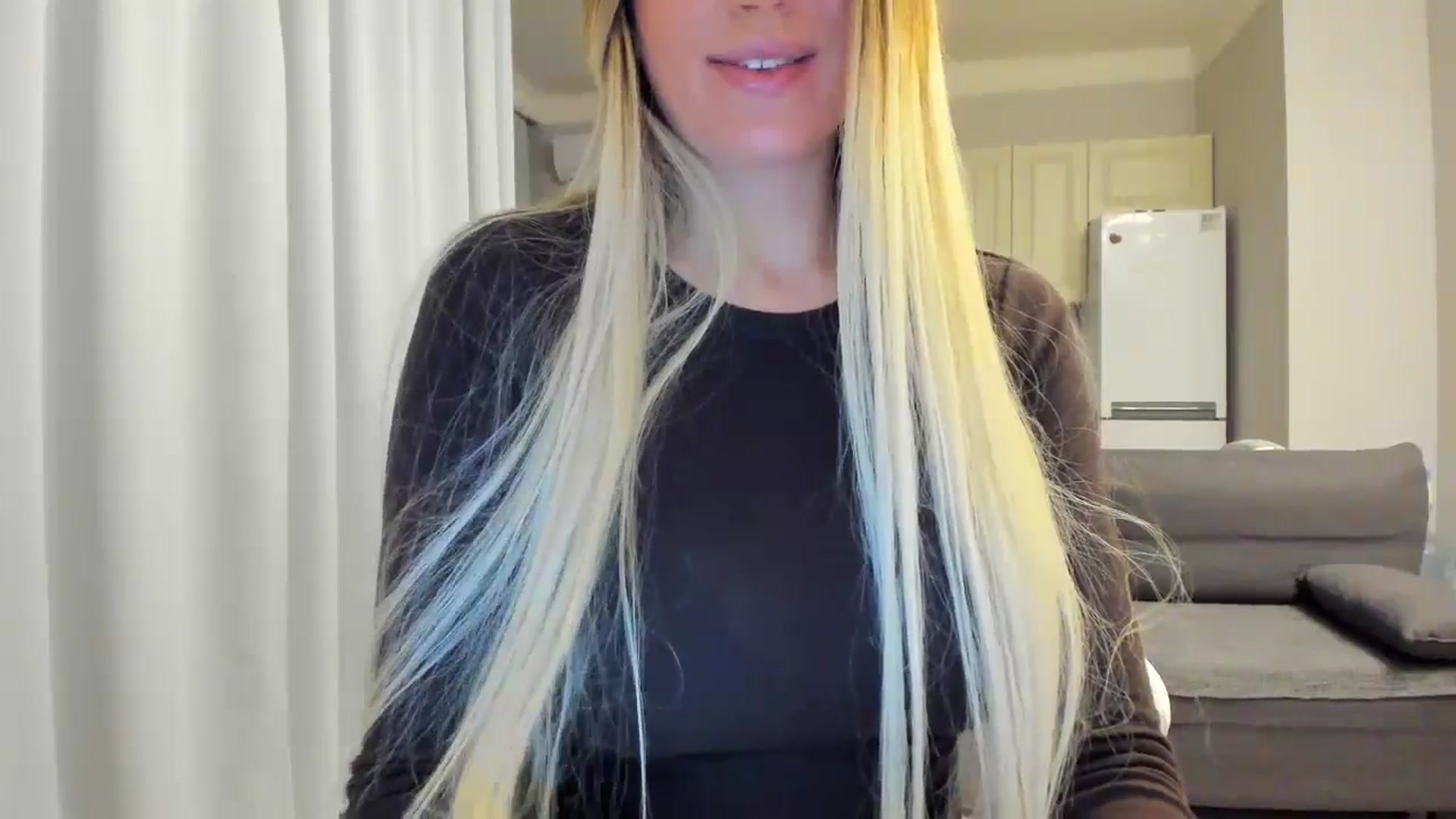 Gallery image thumbnail from Lily_8's myfreecams stream on, 10/21/2025, 15:22 image 12 of 20