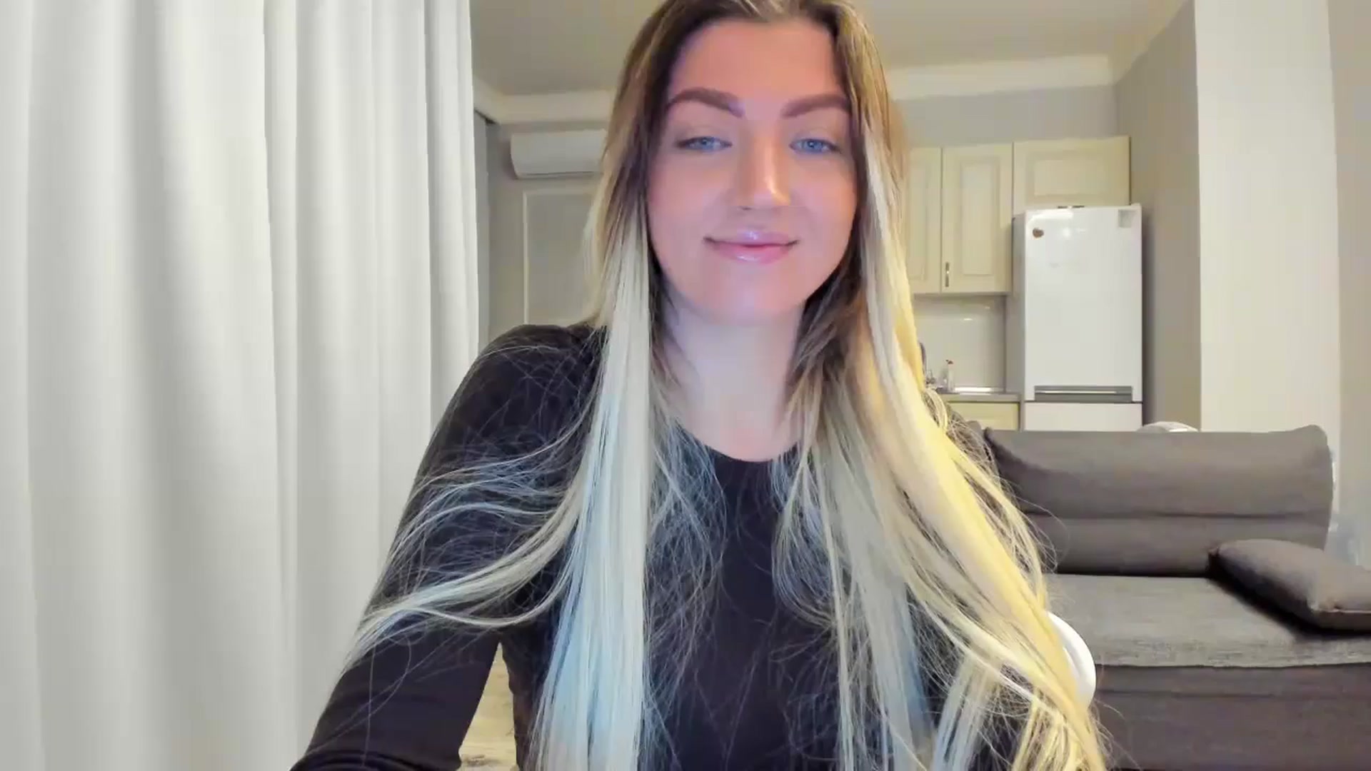 Gallery image thumbnail from Lily_8's myfreecams stream on, 10/21/2025, 16:25 image 20 of 20