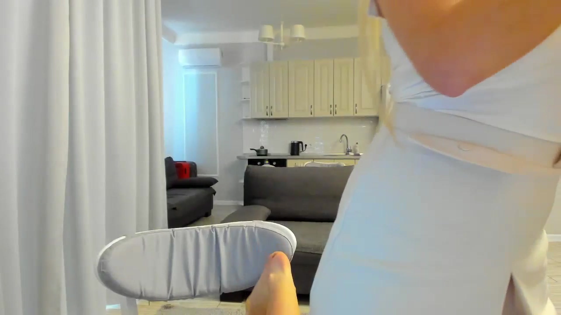 Gallery image thumbnail from Lily_8's myfreecams stream on, 10/22/2025, 12:14 image 10 of 20