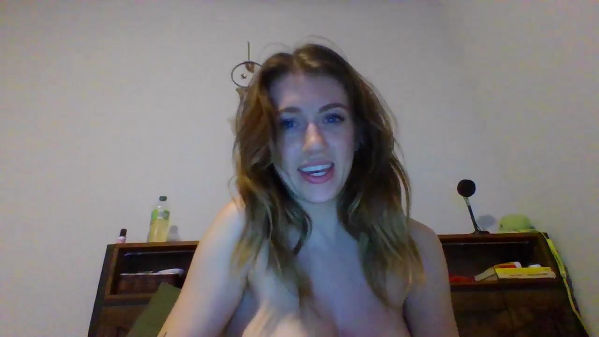 Gallery image thumbnail from Lily_Croft's myfreecams stream on, 04/26/2025, 09:48 image 5 of 20