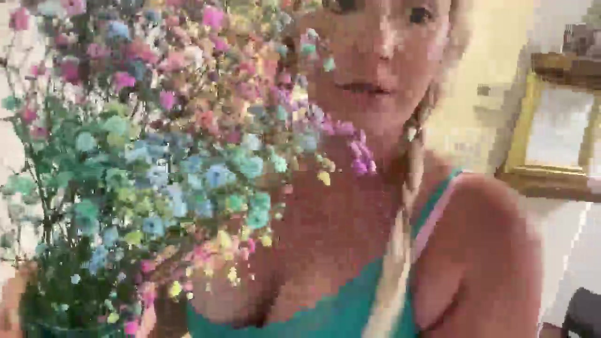 Gallery image thumbnail from Lily_Kell's myfreecams stream on, 05/12/2025, 23:50 image 16 of 20