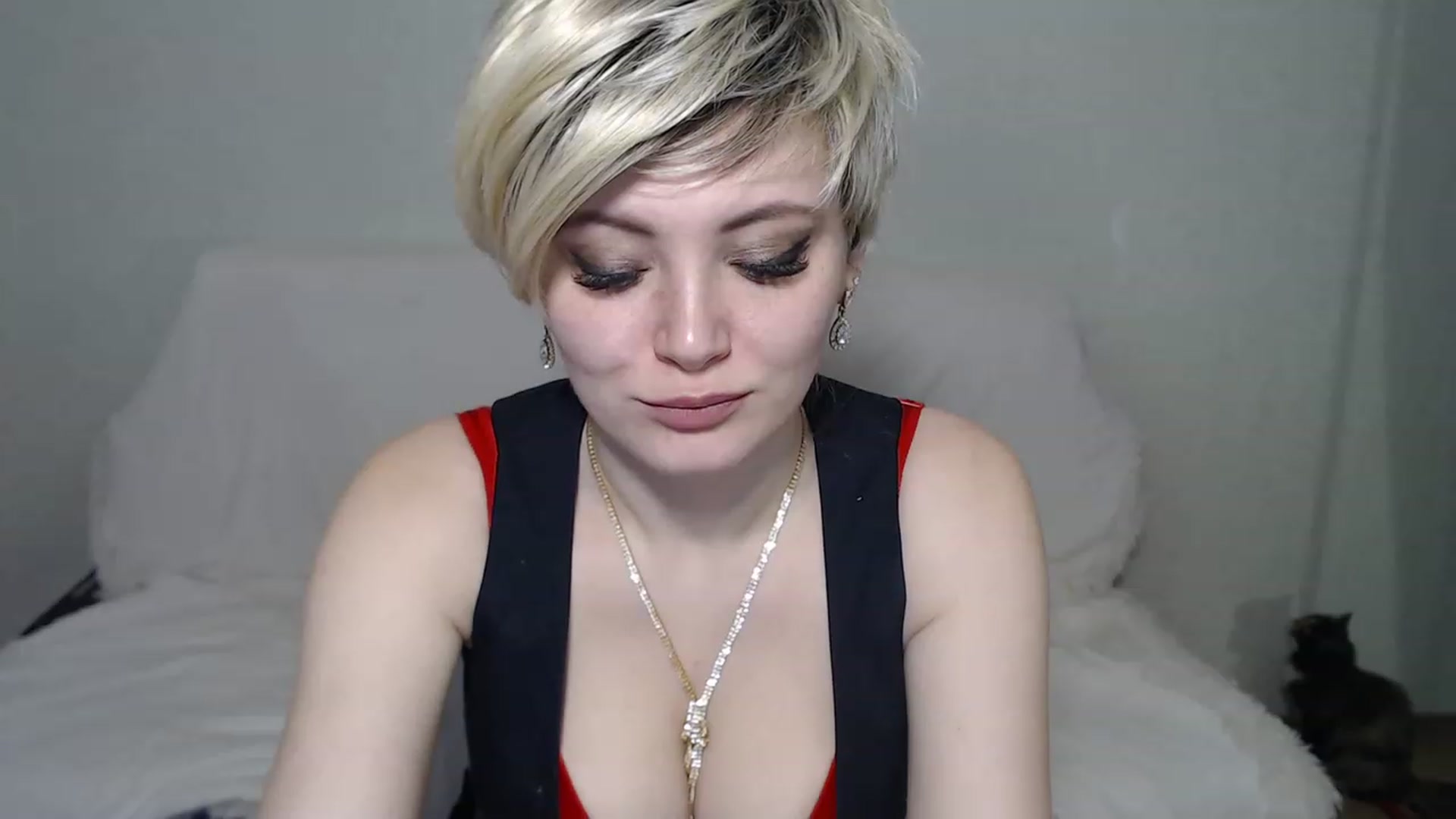Gallery image thumbnail from Lily_Vitae's myfreecams stream on, 04/03/2023, 21:52 image 17 of 20