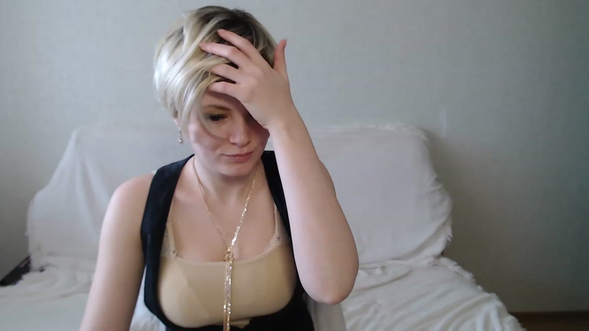 Gallery image thumbnail from Lily_Vitae's myfreecams stream on, 04/05/2023, 12:39 image 8 of 20