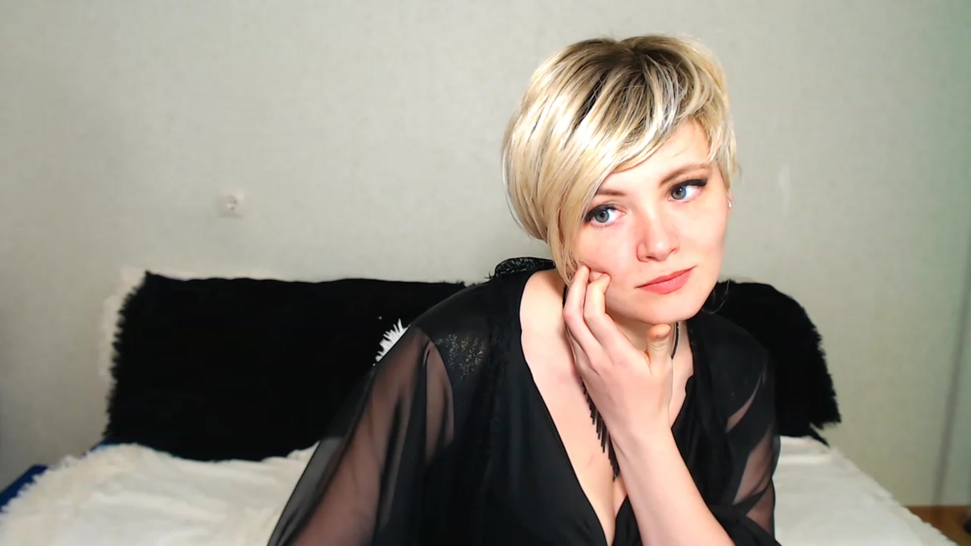 Gallery image thumbnail from Lily_Vitae's myfreecams stream on, 04/16/2023, 23:20 image 2 of 20