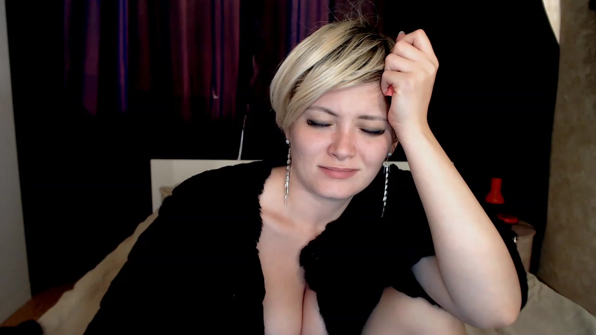 Gallery image thumbnail from Lily_Vitae's myfreecams stream on, 06/13/2023, 24:01 image 13 of 20