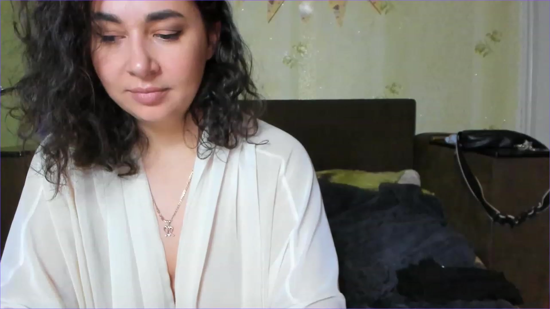 Gallery image thumbnail from LimonadV's myfreecams stream on, 11/19/2022, 18:12 image 12 of 20