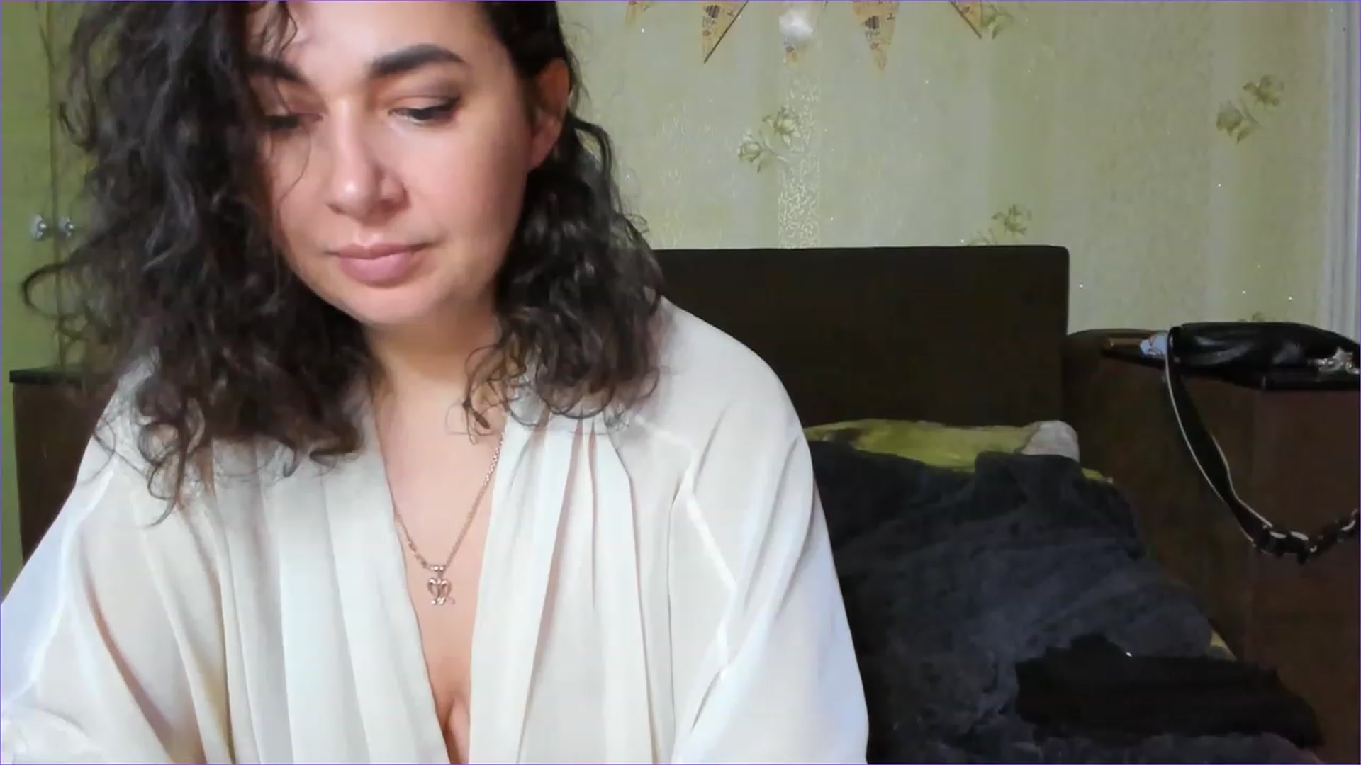 Gallery image thumbnail from LimonadV's myfreecams stream on, 11/19/2022, 18:12 image 13 of 20