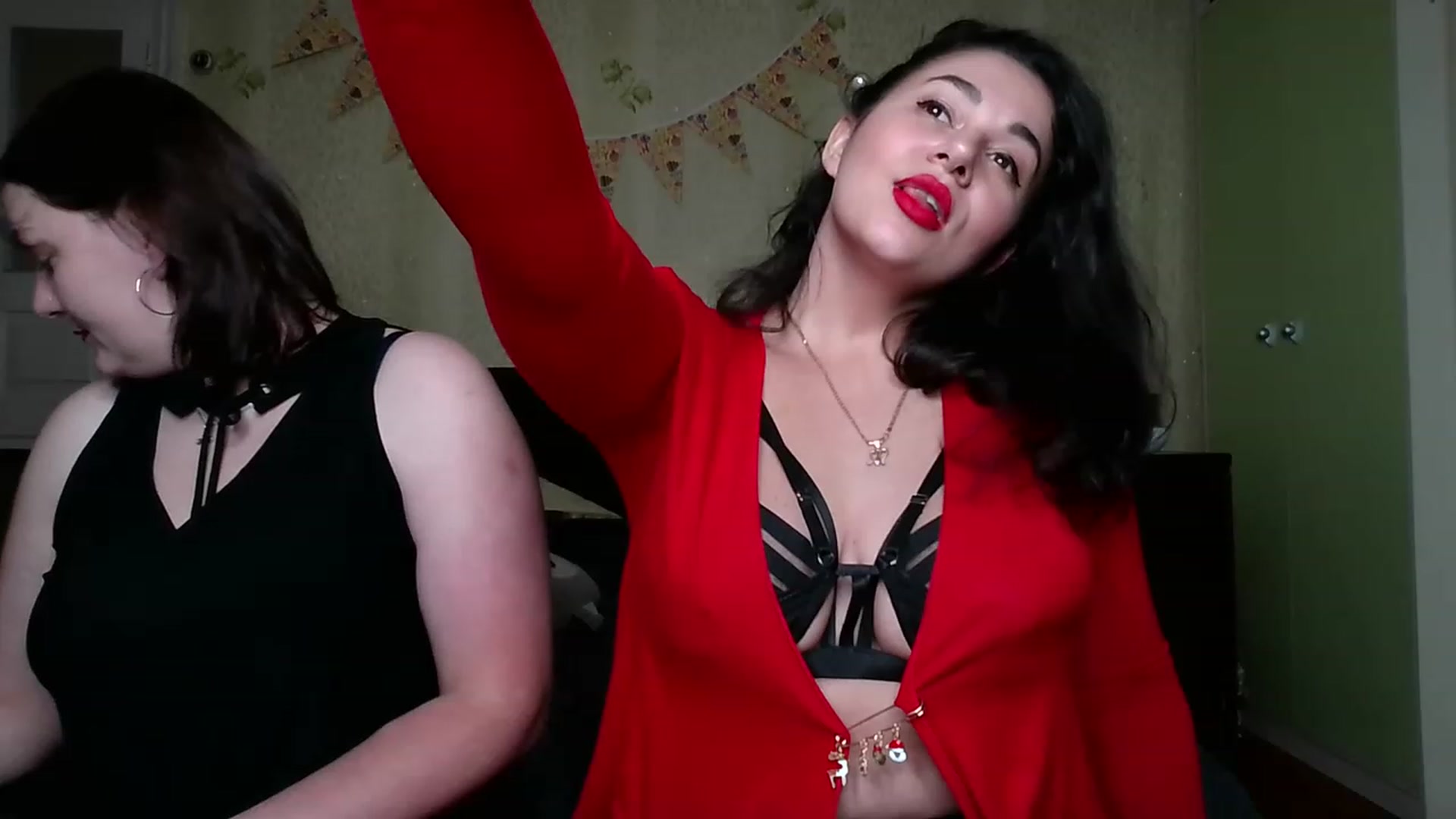 Gallery image thumbnail from LimonadV's myfreecams stream on, 12/03/2022, 14:16 image 3 of 20