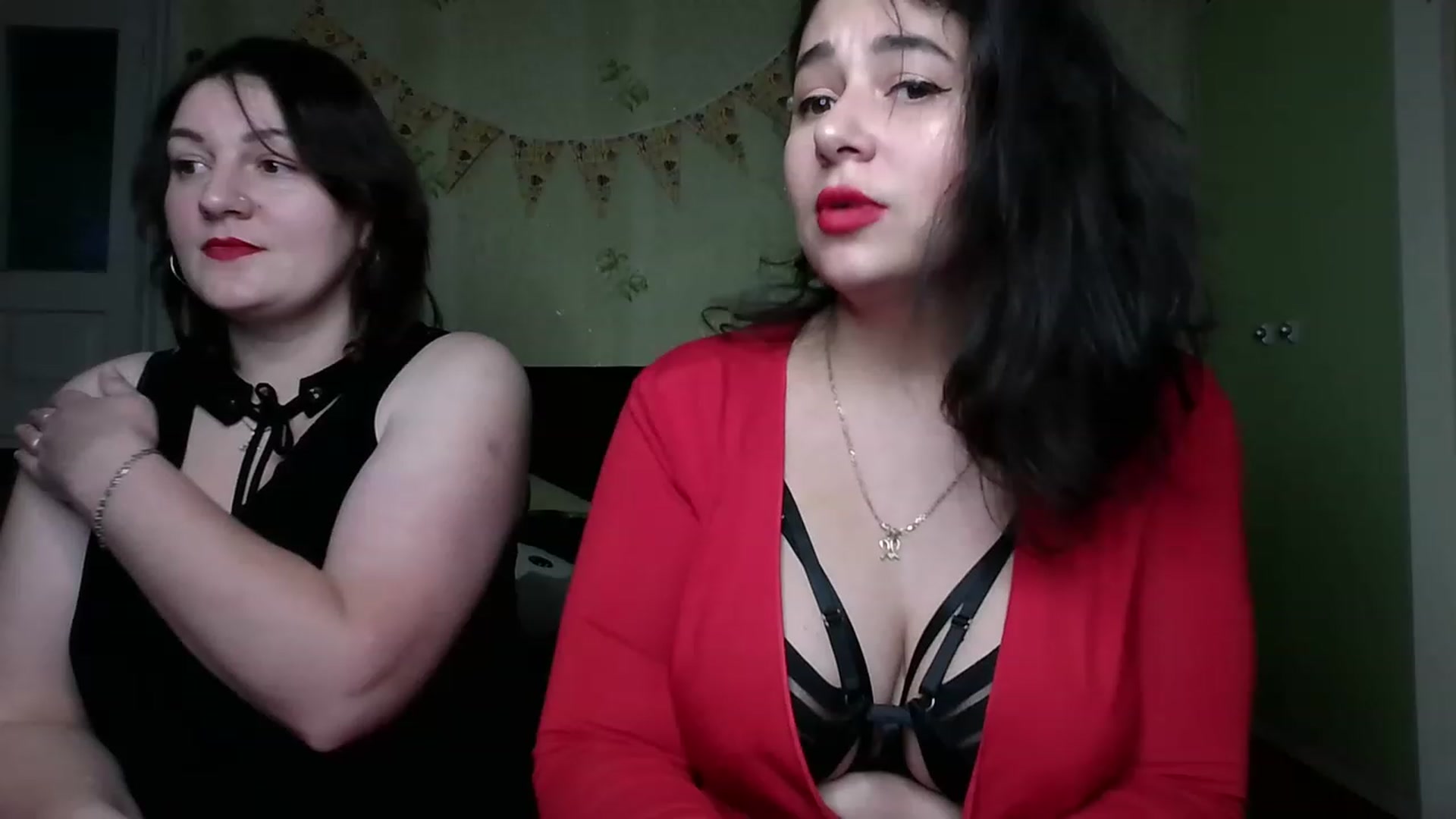 Gallery image thumbnail from LimonadV's myfreecams stream on, 12/03/2022, 14:16 image 2 of 20