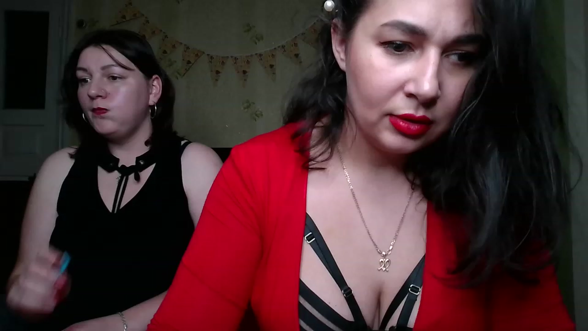 Gallery image thumbnail from LimonadV's myfreecams stream on, 12/03/2022, 14:16 image 11 of 20