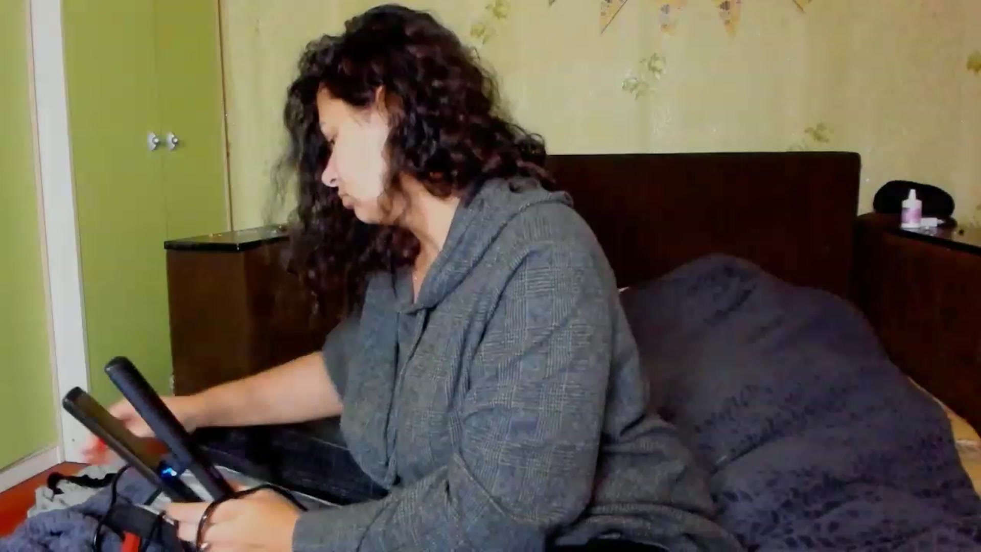 Gallery image thumbnail from LimonadV's myfreecams stream on, 12/30/2022, 17:46 image 6 of 20