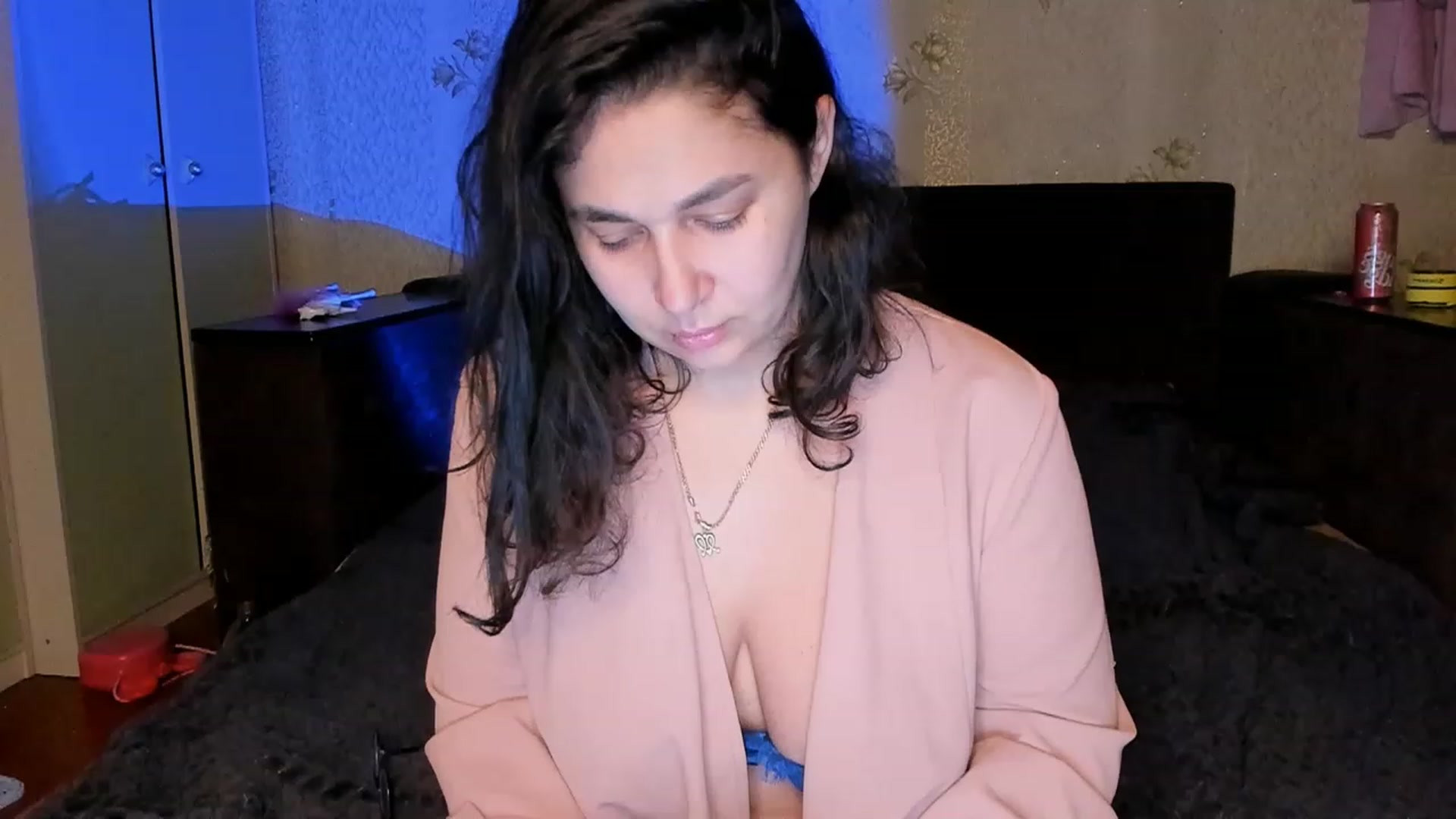 Gallery image thumbnail from LimonadV's myfreecams stream on, 01/04/2023, 16:52 image 10 of 20