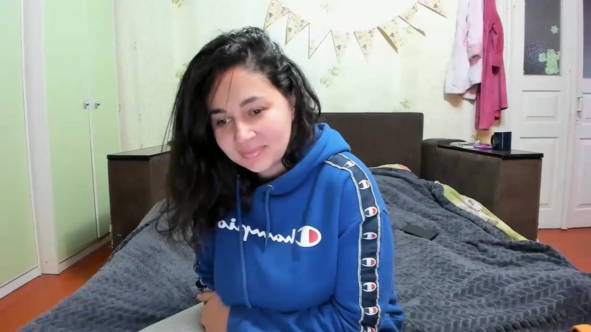 Gallery image thumbnail from LimonadV's myfreecams stream on, 01/12/2023, 11:31 image 16 of 20