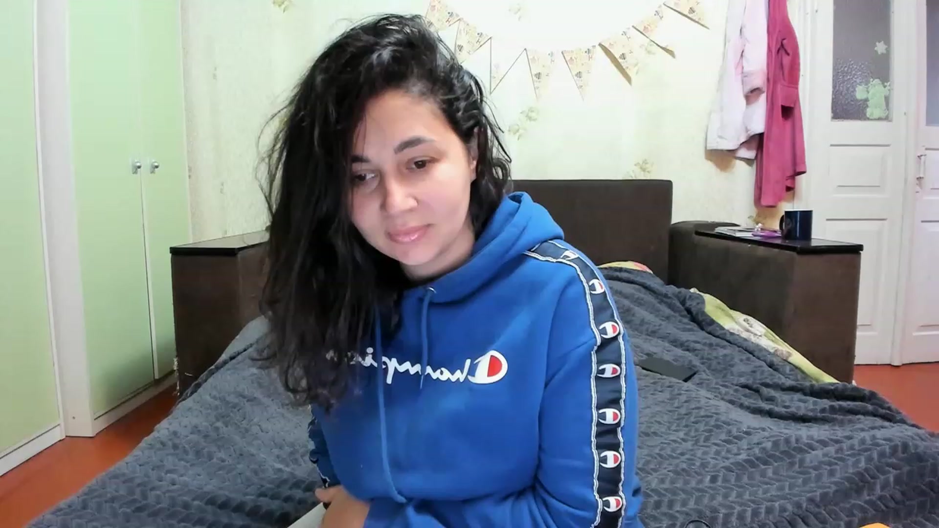 Gallery image thumbnail from LimonadV's myfreecams stream on, 01/12/2023, 11:31 image 5 of 20