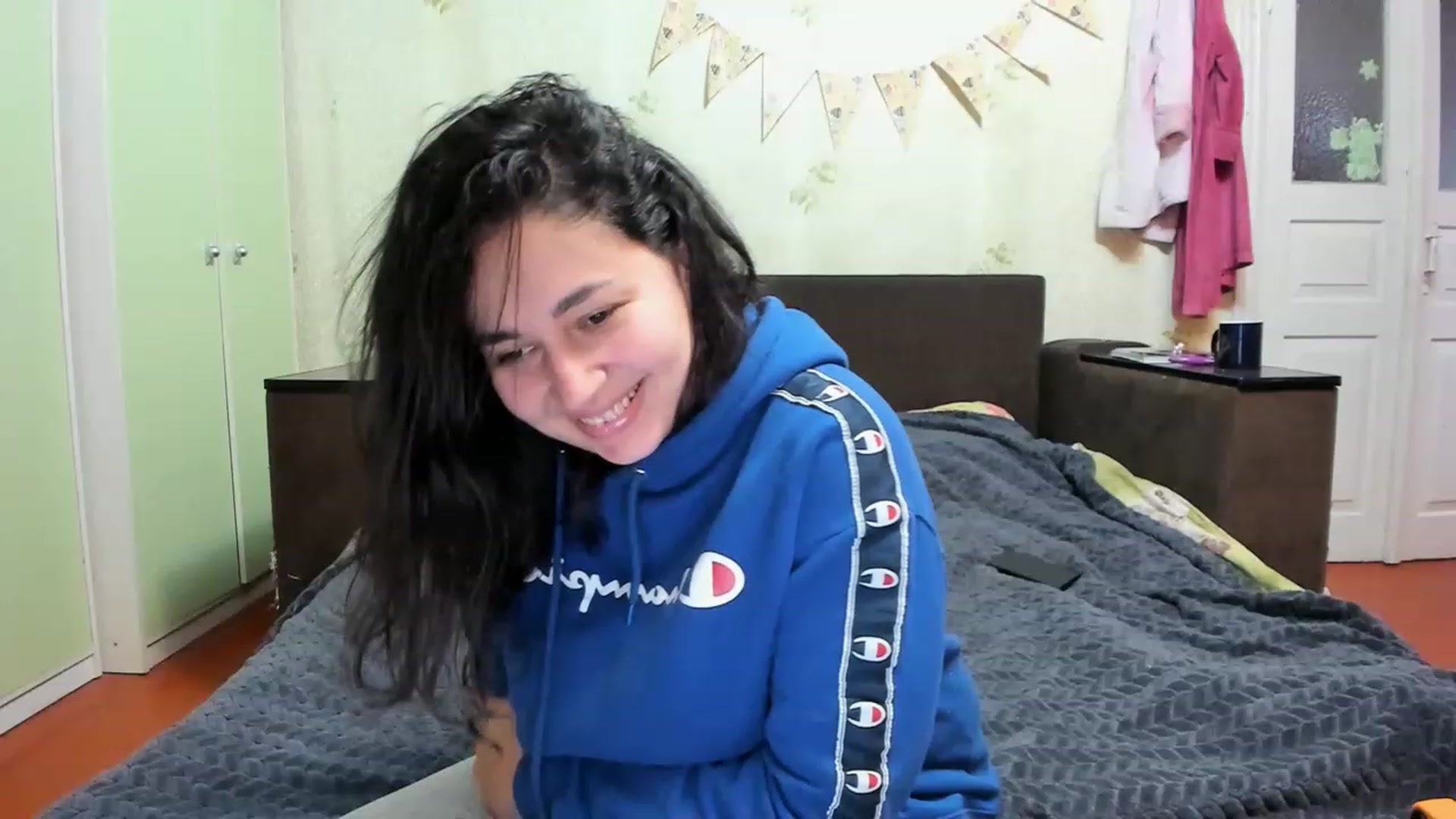 Gallery image thumbnail from LimonadV's myfreecams stream on, 01/12/2023, 11:31 image 18 of 20