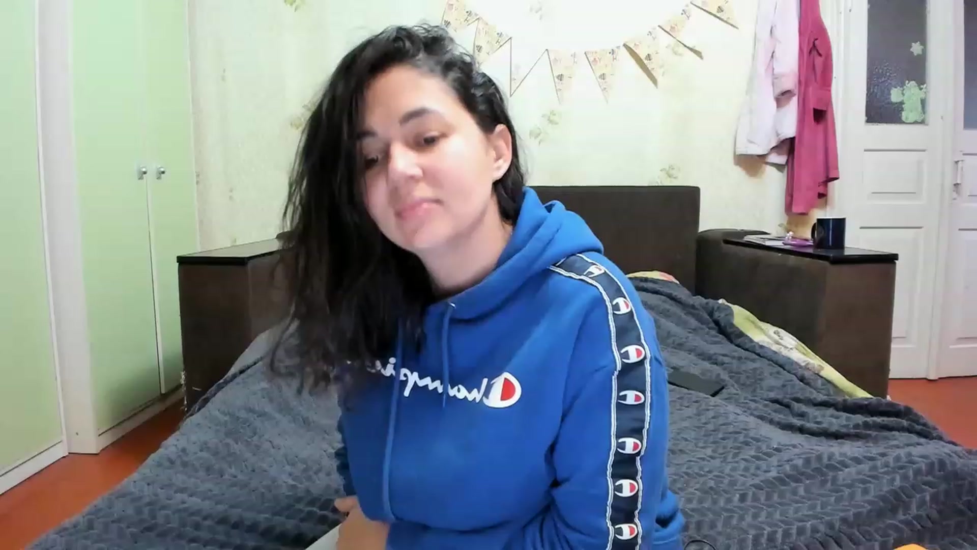 Gallery image thumbnail from LimonadV's myfreecams stream on, 01/12/2023, 11:31 image 10 of 20