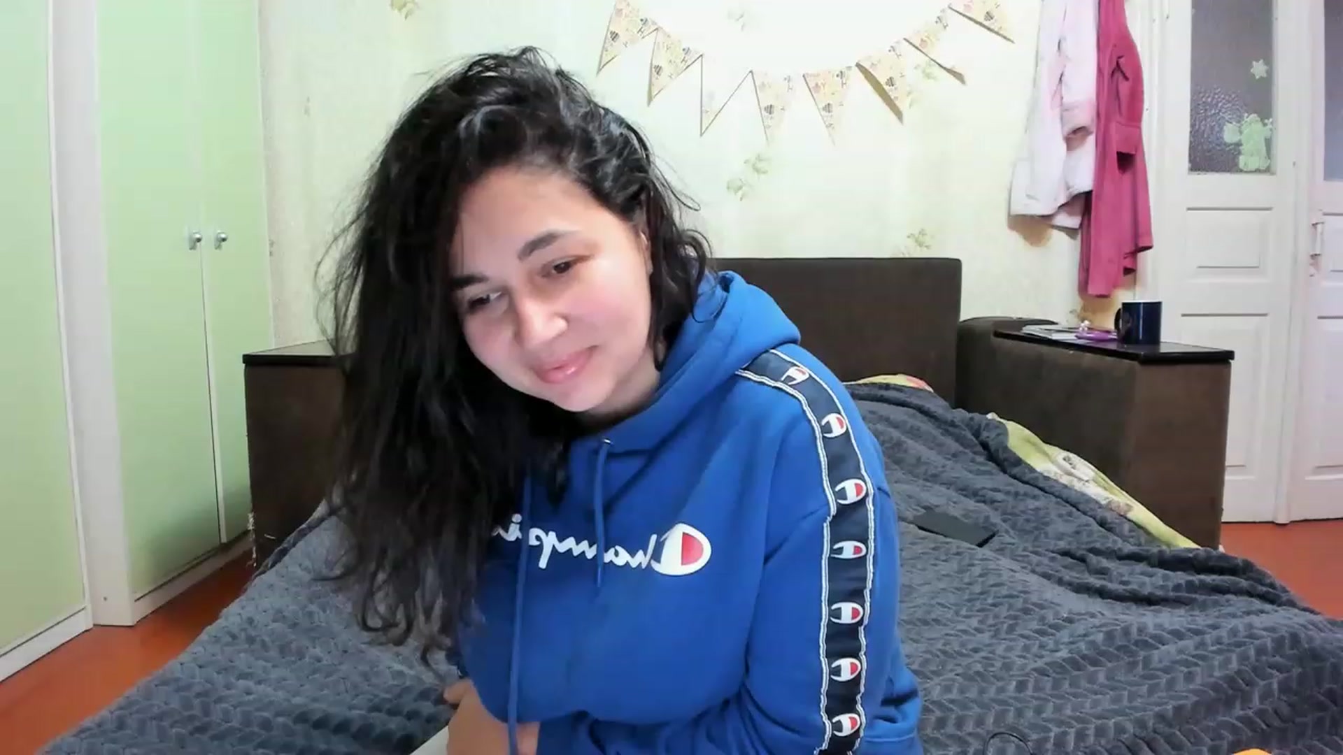 Gallery image thumbnail from LimonadV's myfreecams stream on, 01/12/2023, 11:31 image 6 of 20