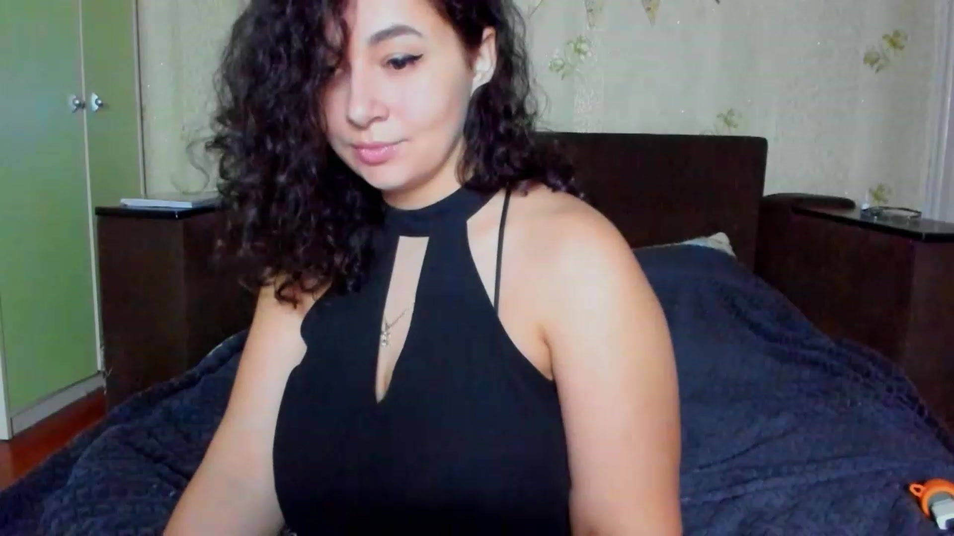 Gallery image thumbnail from LimonadV's myfreecams stream on, 01/30/2023, 08:29 image 12 of 20