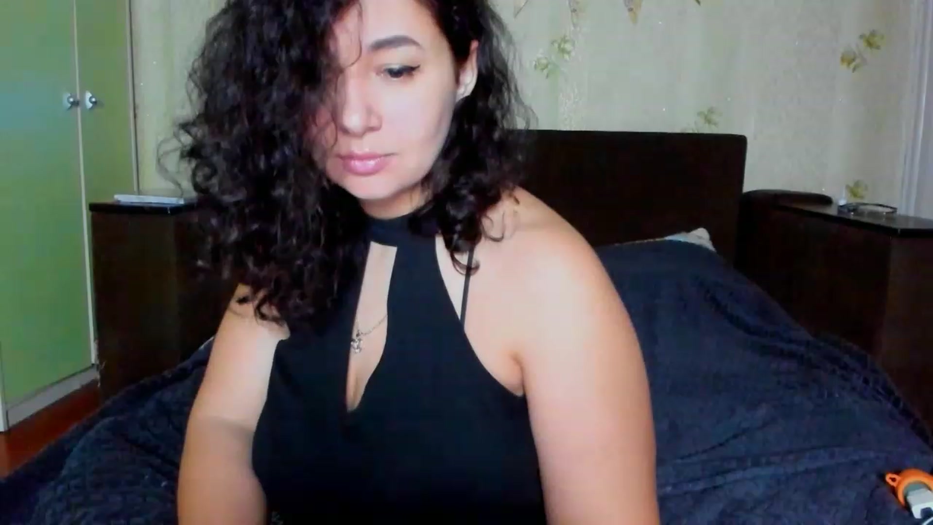 Gallery image thumbnail from LimonadV's myfreecams stream on, 01/30/2023, 08:29 image 13 of 20