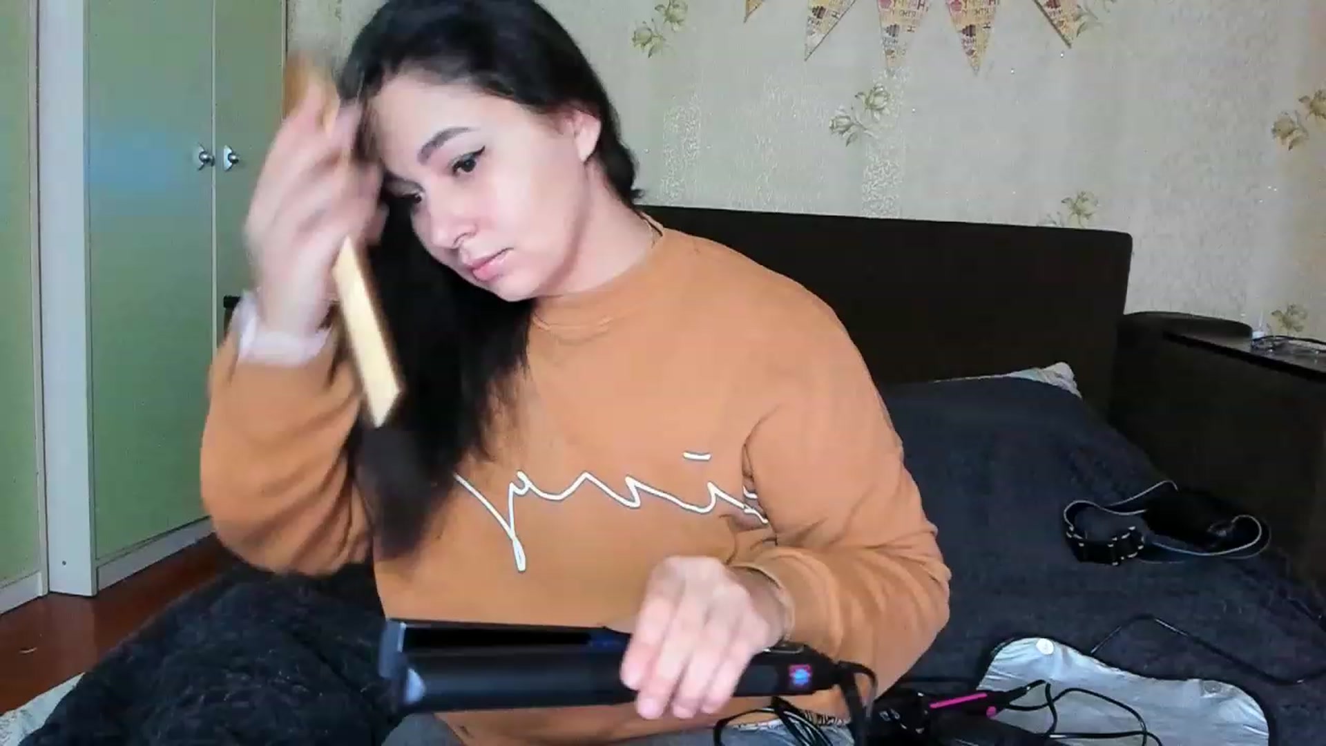 Gallery image thumbnail from LimonadV's myfreecams stream on, 01/30/2023, 10:37 image 16 of 20