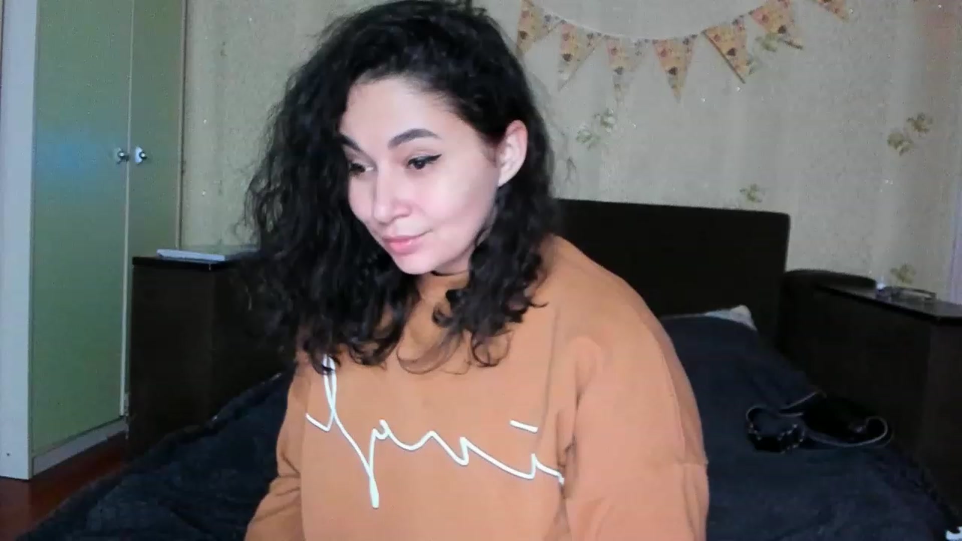Gallery image thumbnail from LimonadV's myfreecams stream on, 01/30/2023, 10:37 image 2 of 20