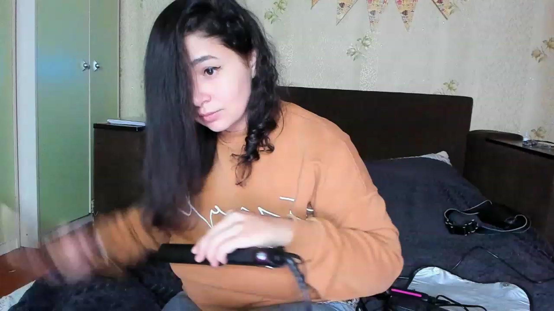Gallery image thumbnail from LimonadV's myfreecams stream on, 01/30/2023, 10:37 image 11 of 20