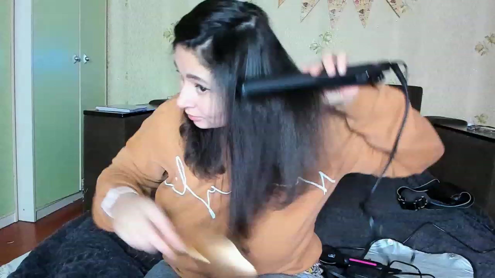 Gallery image thumbnail from LimonadV's myfreecams stream on, 01/30/2023, 10:37 image 13 of 20