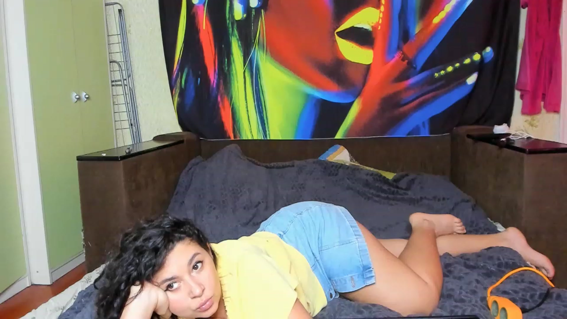 Gallery image thumbnail from LimonadV's myfreecams stream on, 02/13/2023, 08:59 image 13 of 20