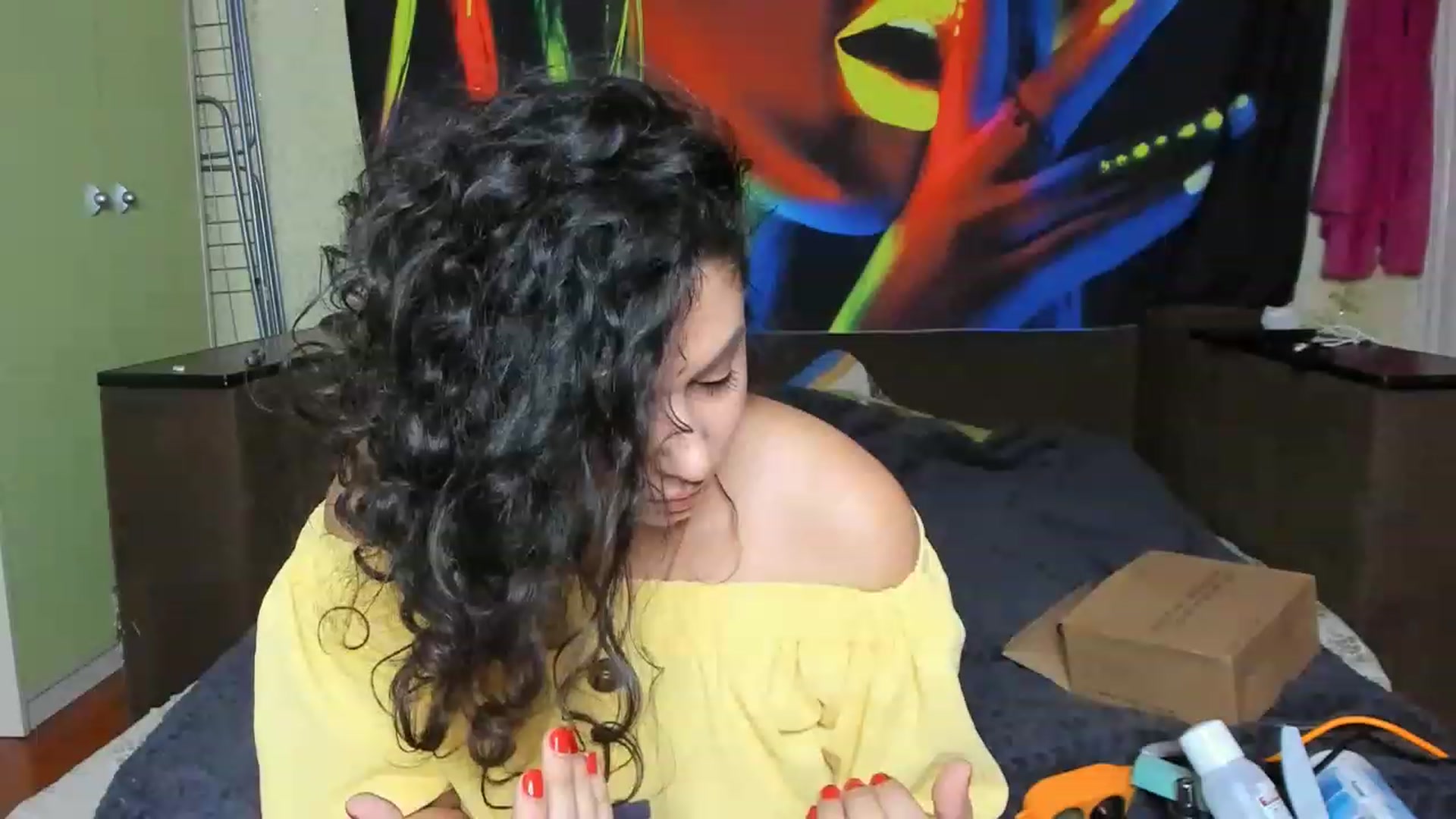 Gallery image thumbnail from LimonadV's myfreecams stream on, 02/13/2023, 08:59 image 3 of 20