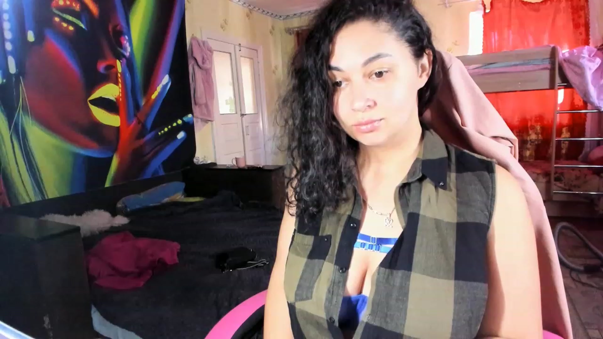 Gallery image thumbnail from LimonadV's myfreecams stream on, 03/05/2023, 13:44 image 1 of 20