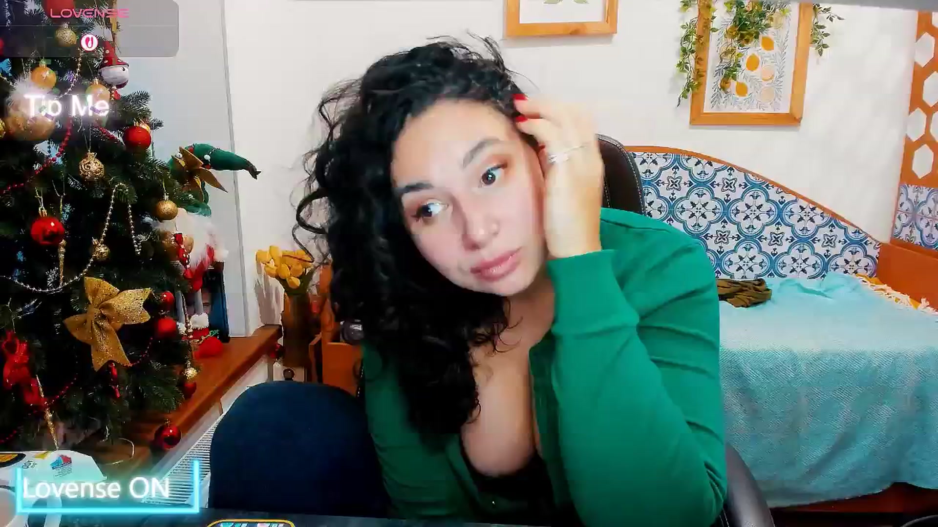 Gallery image thumbnail from LimonadV's myfreecams stream on, 12/25/2025, 12:36 image 19 of 20