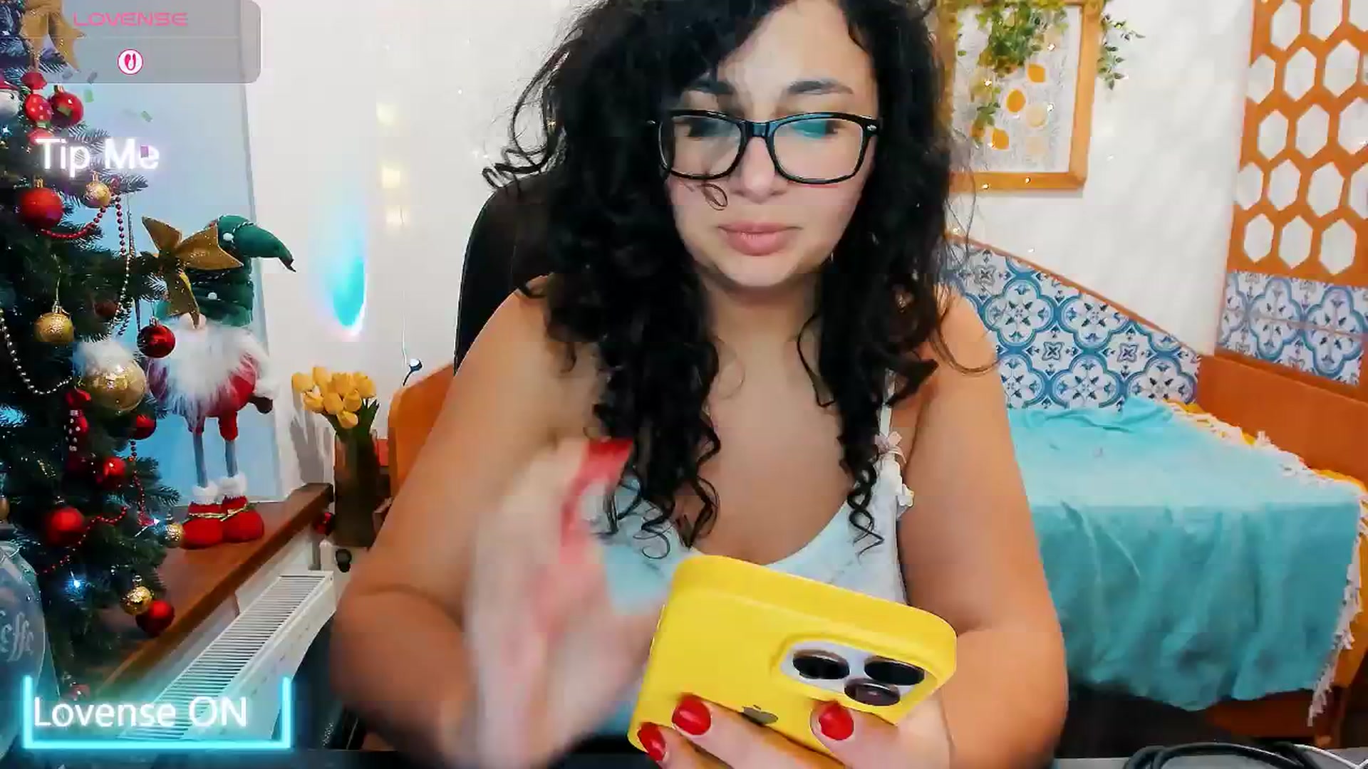 Gallery image thumbnail from LimonadV's myfreecams stream on, 01/01/2026, 11:36 image 9 of 20
