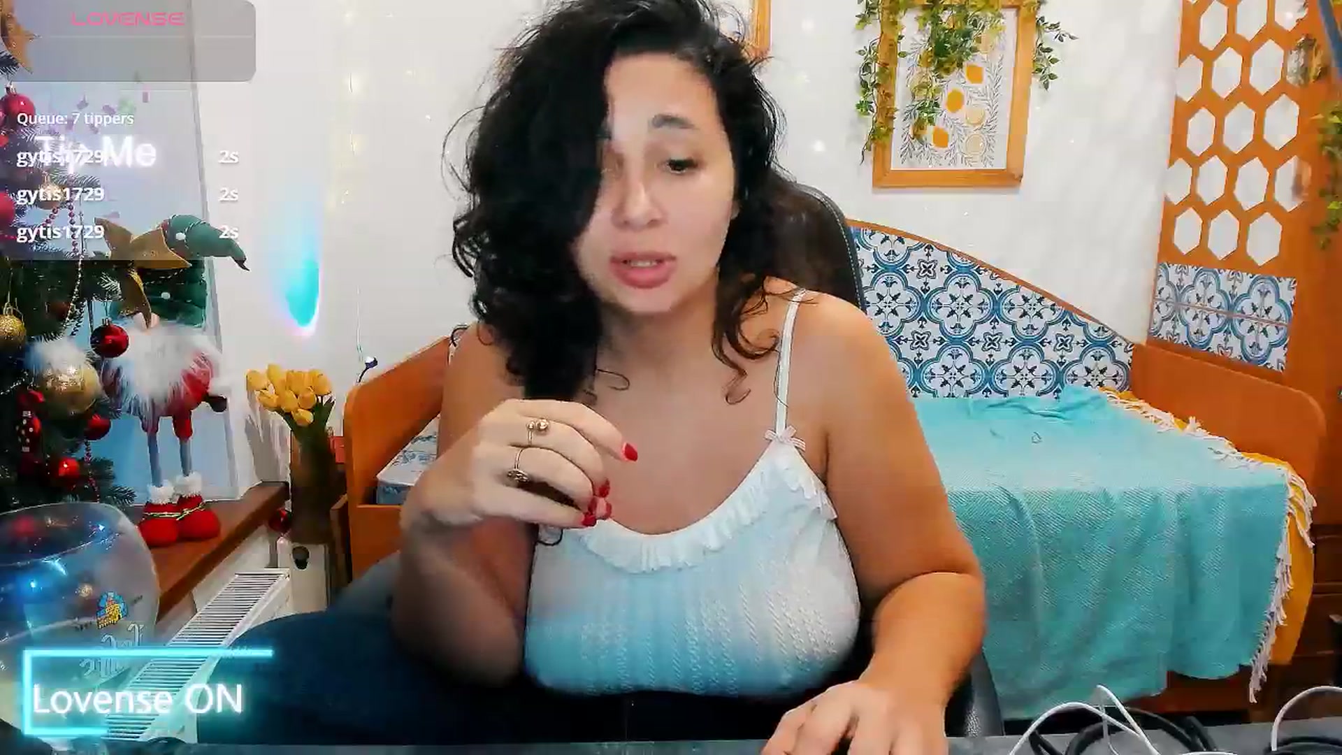 Gallery image thumbnail from LimonadV's myfreecams stream on, 01/01/2026, 12:54 image 7 of 20
